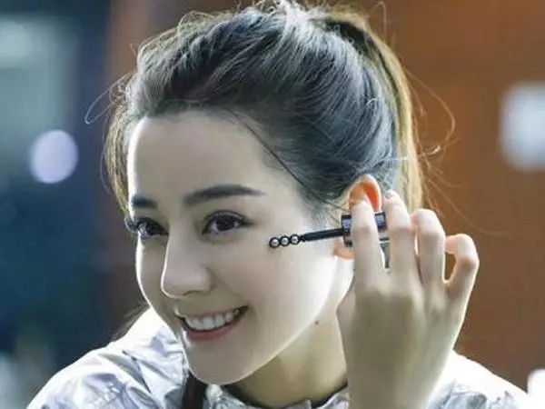 巧用眼線，打造女神級靈動大眼